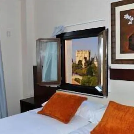 Don Felipe מלון סגוביה