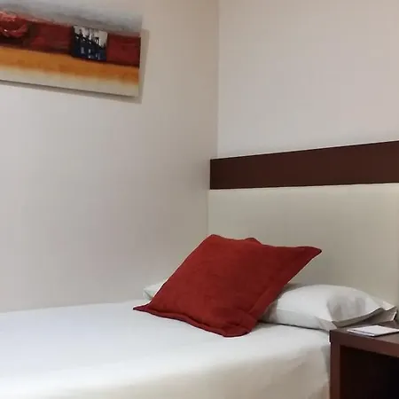 מלון Don Felipe 3*