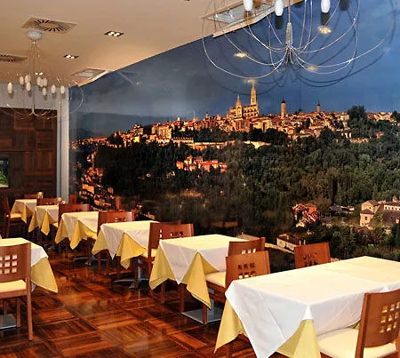 돈 펠리페 세고비아