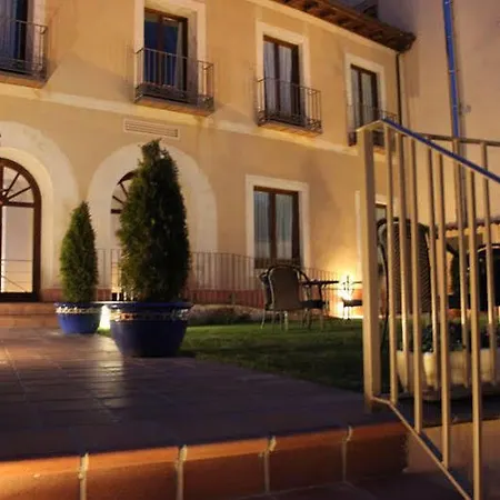 מלון Don Felipe סגוביה